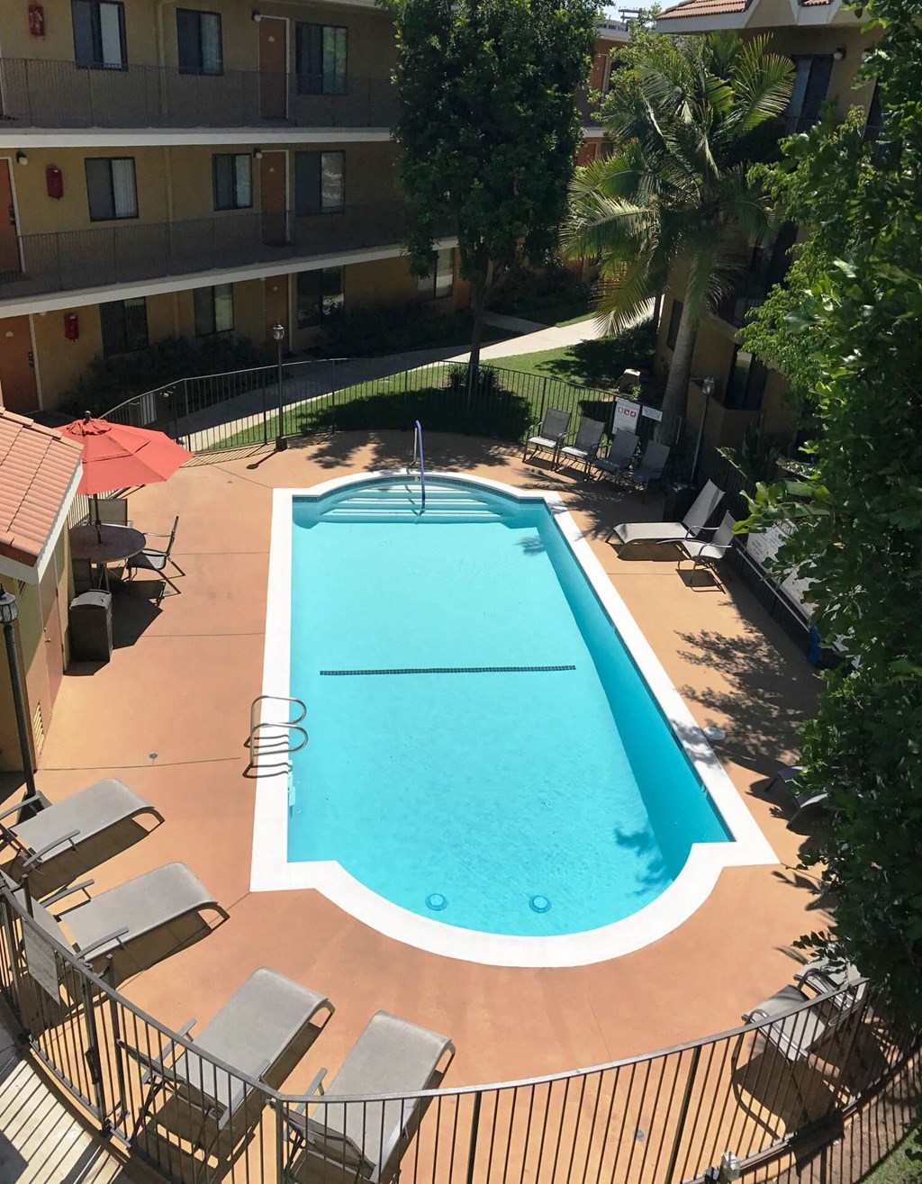 Woodman Lassen Apartments aerial view of pool