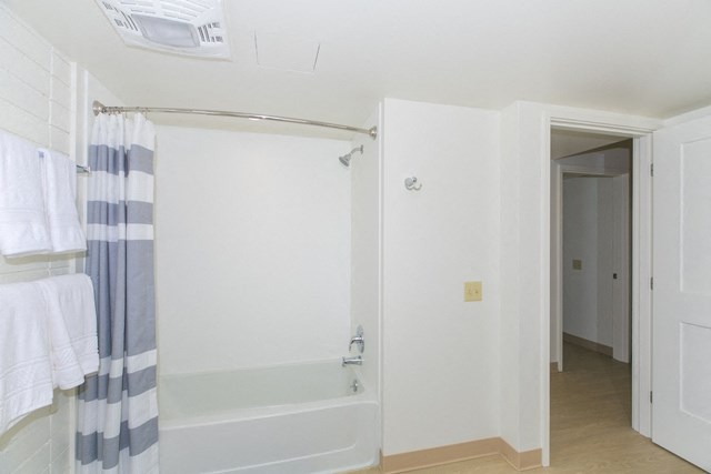 Kanekapolei Collection Bathroom Tub Shower