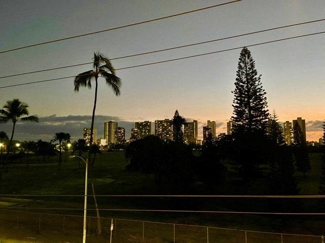2848 On Date Apartments Exterior Skyline