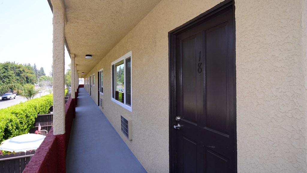 20830 Vintage Apartments exterior hallways