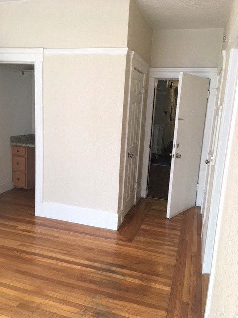 520 Taylor unfurnished office area, hall, and doorway