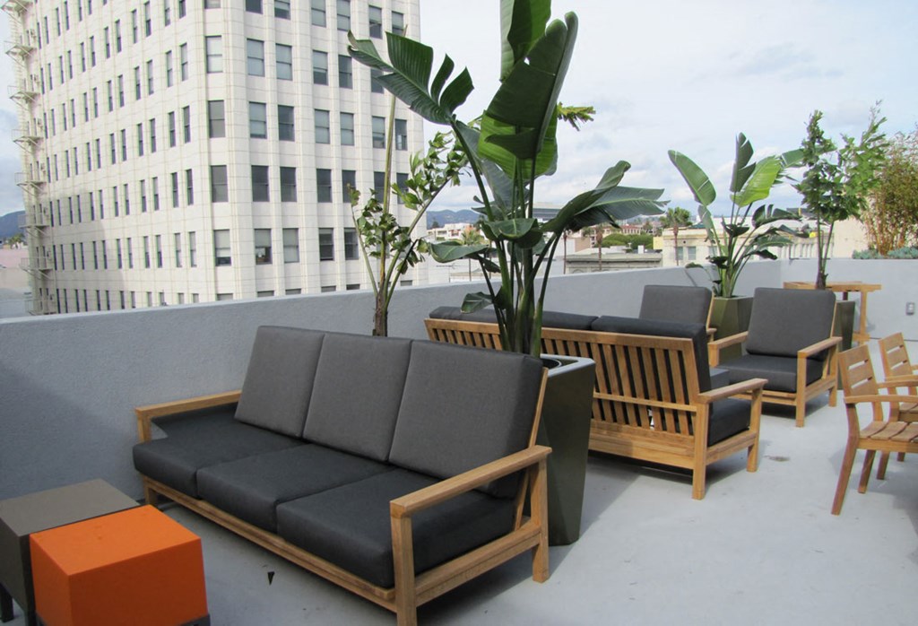 Mayfair Residences courtyard with outdoor furniture