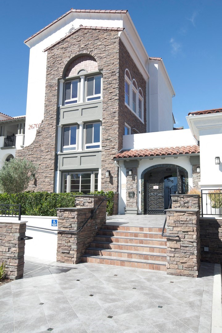 Horizons at Calabasas exterior building staircase