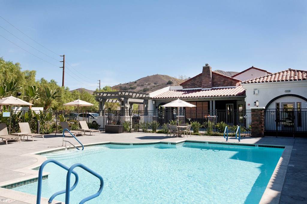 Horizons at Calabasas pool area Horizons at Calabasas pool area