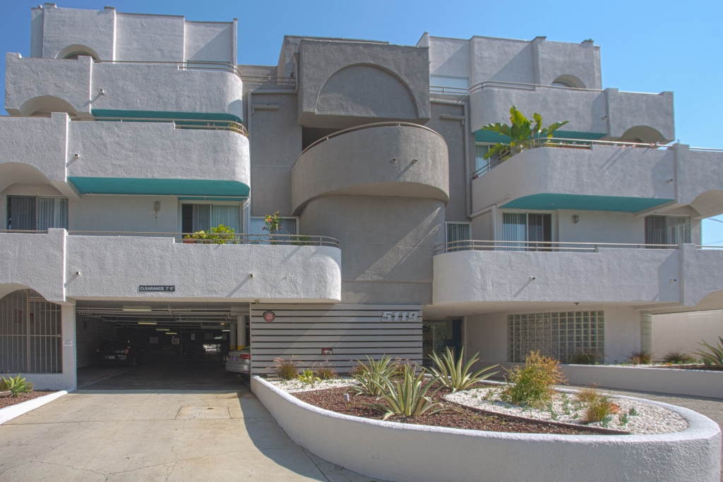 5119 Maplewood - Front Exterior