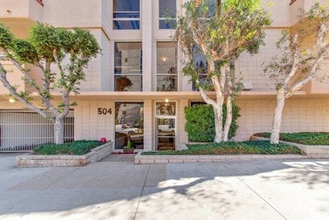 Seaview Apartments entrance