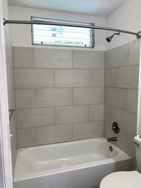 Aloha Kai Bathroom tub enclosure