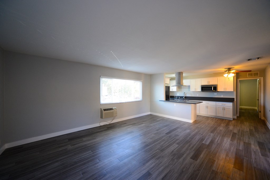 Atrium Court unfurnished living space