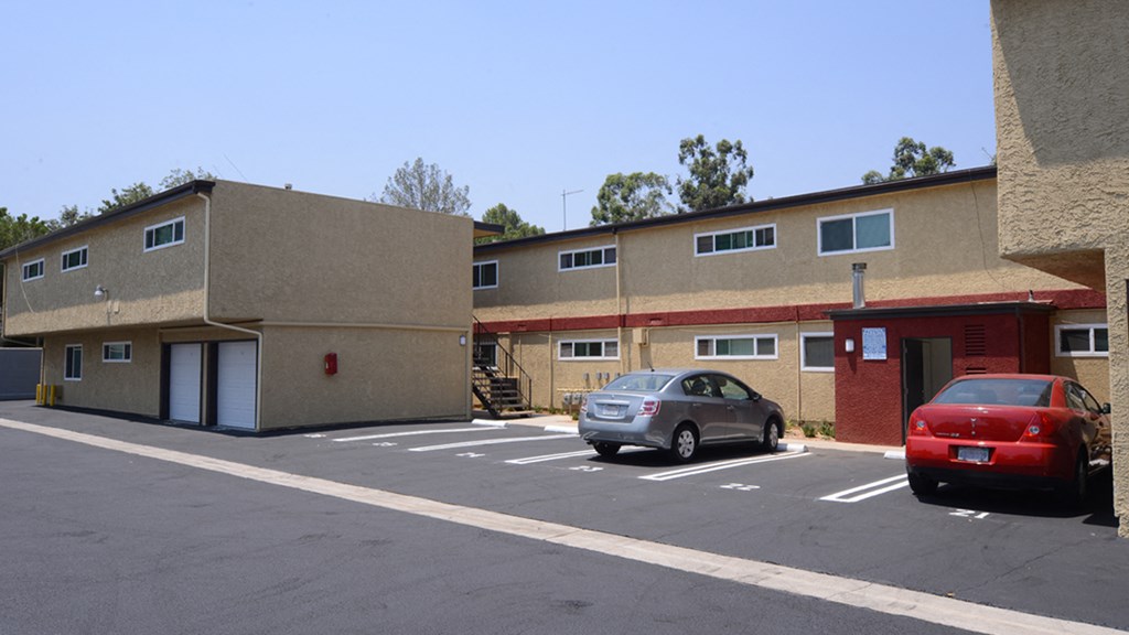 20830 Vintage Apartments rear exterior of building