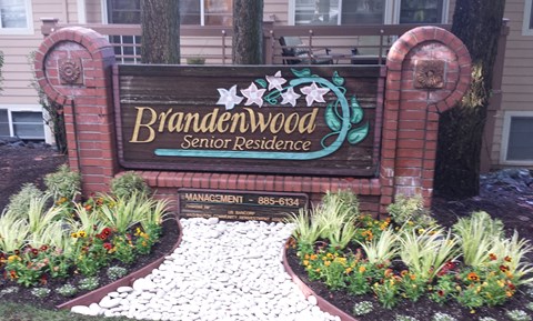 Brandenwood_FrontEntrywaySignage