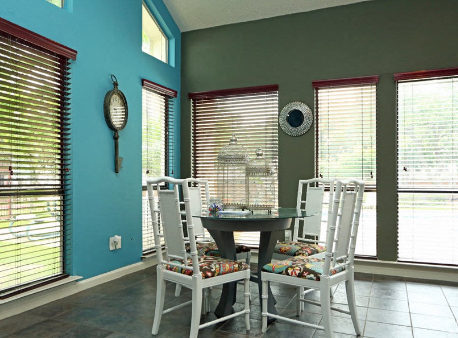 Brownstone Townhomes Lobby