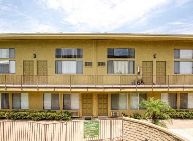 University Commons exterior view of building