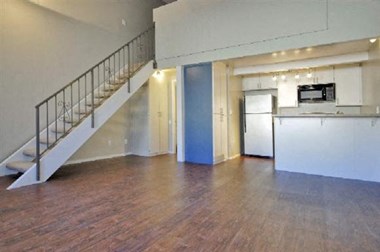 18520 Vincennes Street Studio-2 Beds Apartment for Rent Photo Gallery 1