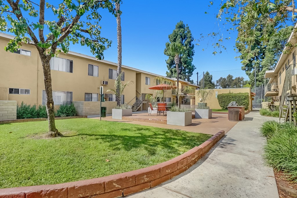 Capistrano Gardens Grass Area