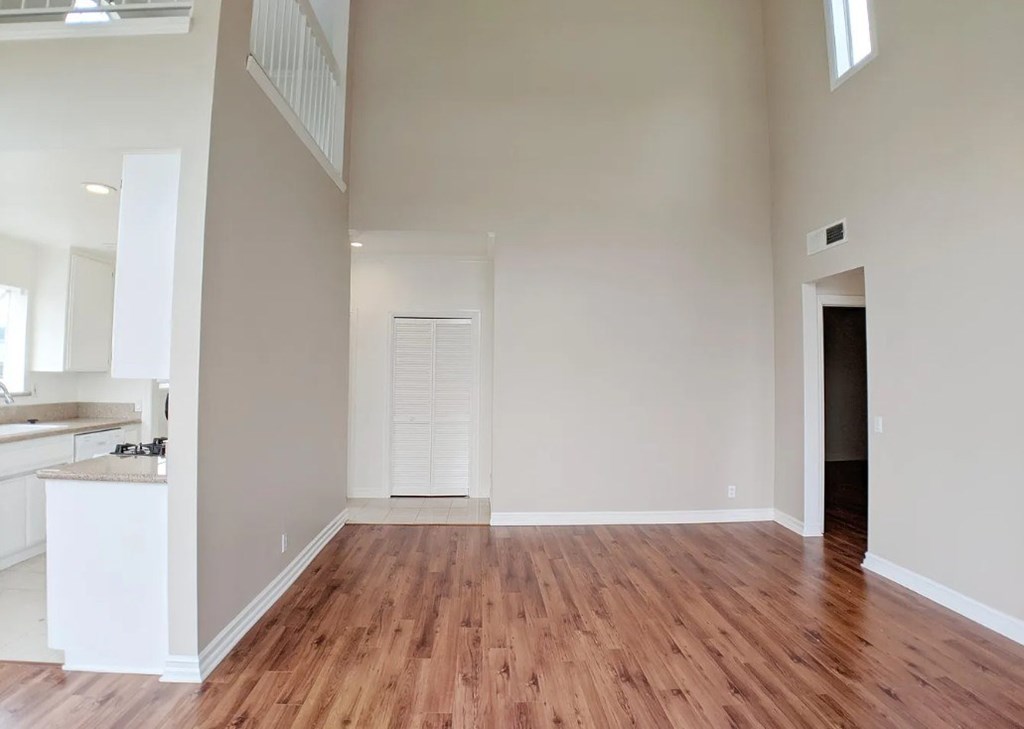 Carmelina Lofts unit 201 dining area