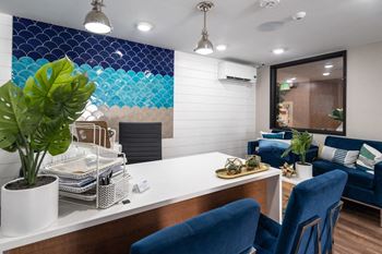 Apartment for rent in Palms Los Angles with onsite manager
