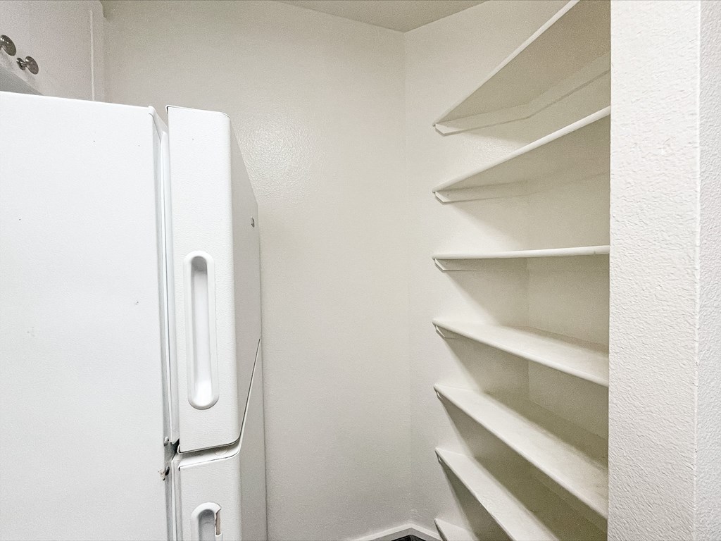 Cluster Park Fridge and Pantry