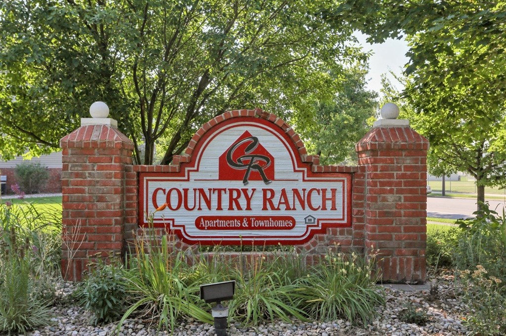 Country Ranch Apartments sign