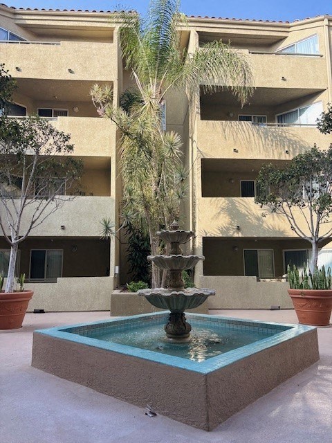 Park Stanton Place courtyard