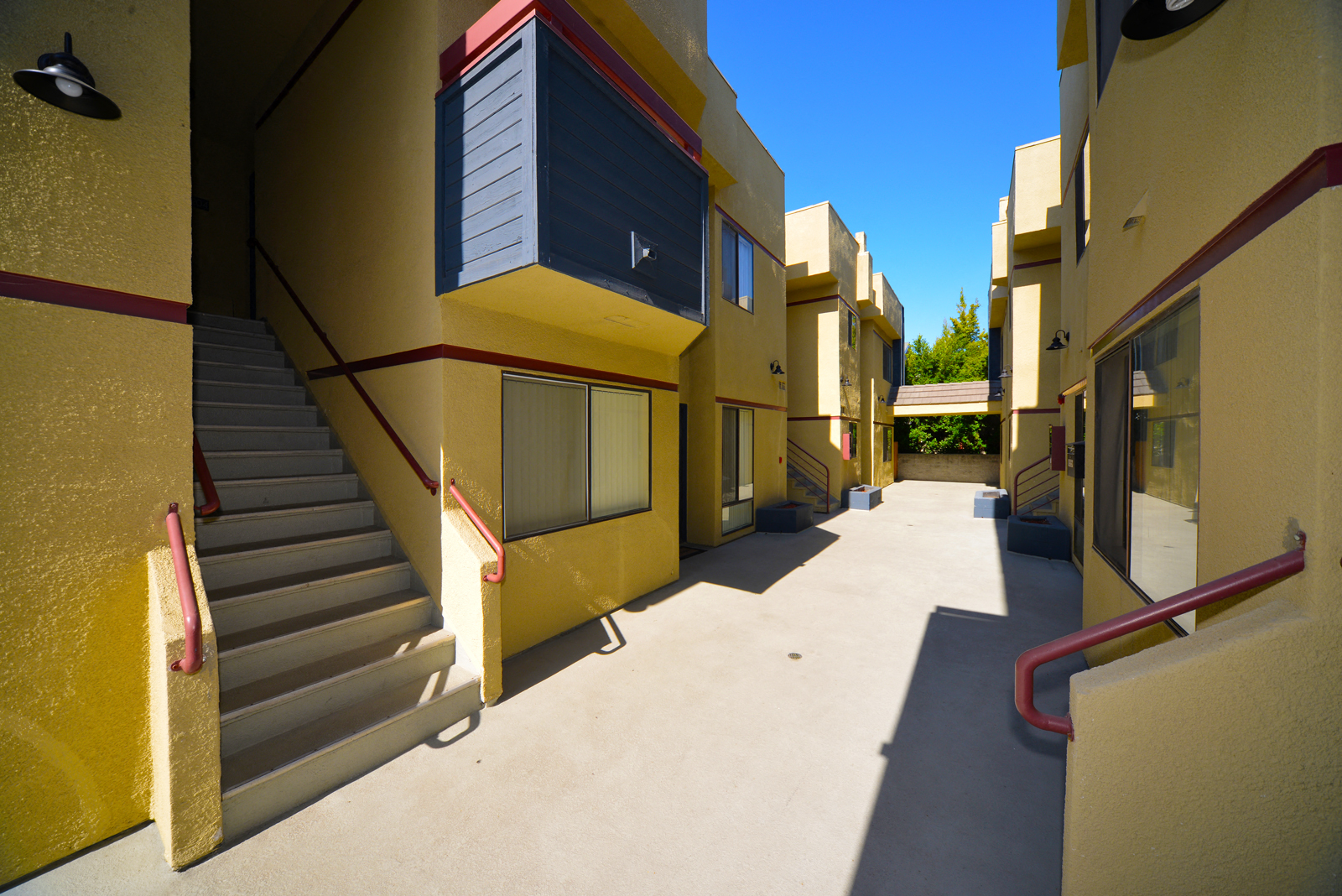 Monarch Terrace courtyard and staircases