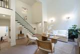 Studio apartment at Villa Elaine Apartments in Los Angeles
