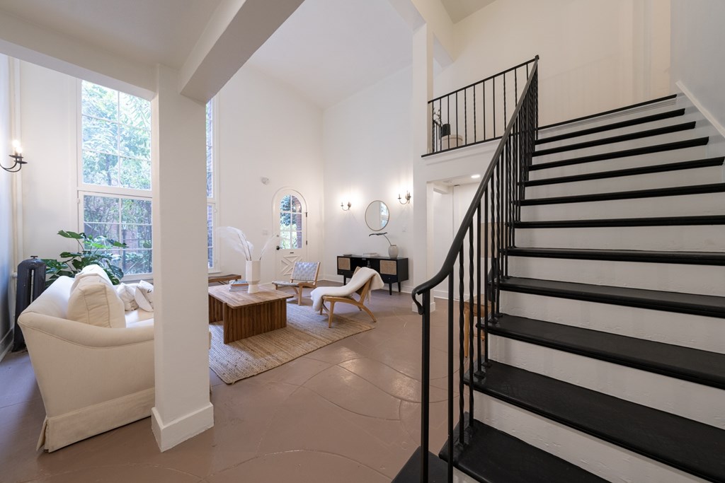 The Villa Elaine Townhouse stairs