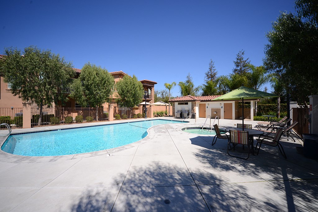 Parkside Villas pool area