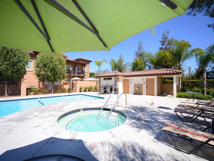 Parkside Villas jacuzzi area