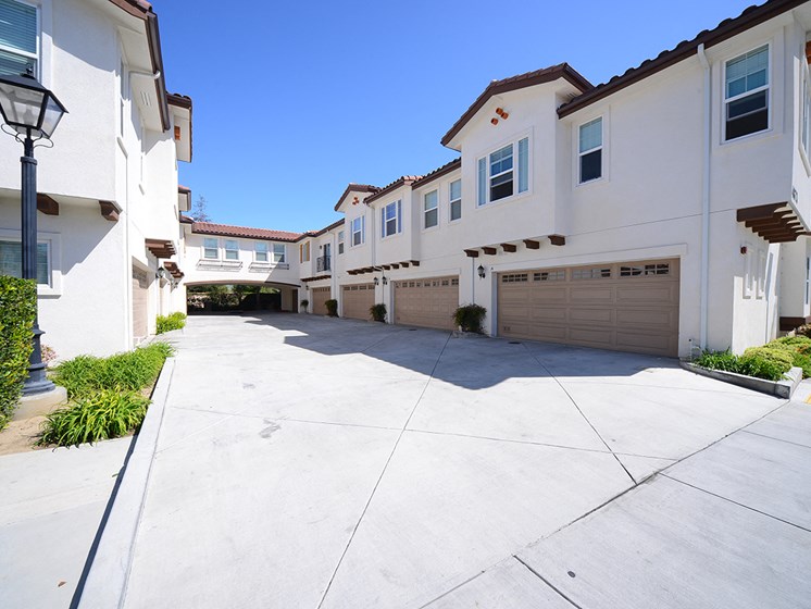 Parkside Villas exterior building driveway and garages