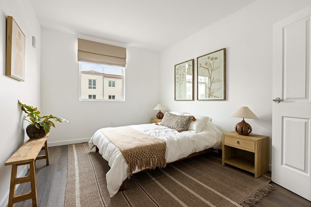 Eddy Redondo Residences