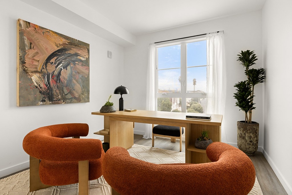 Eddy Redondo Residences