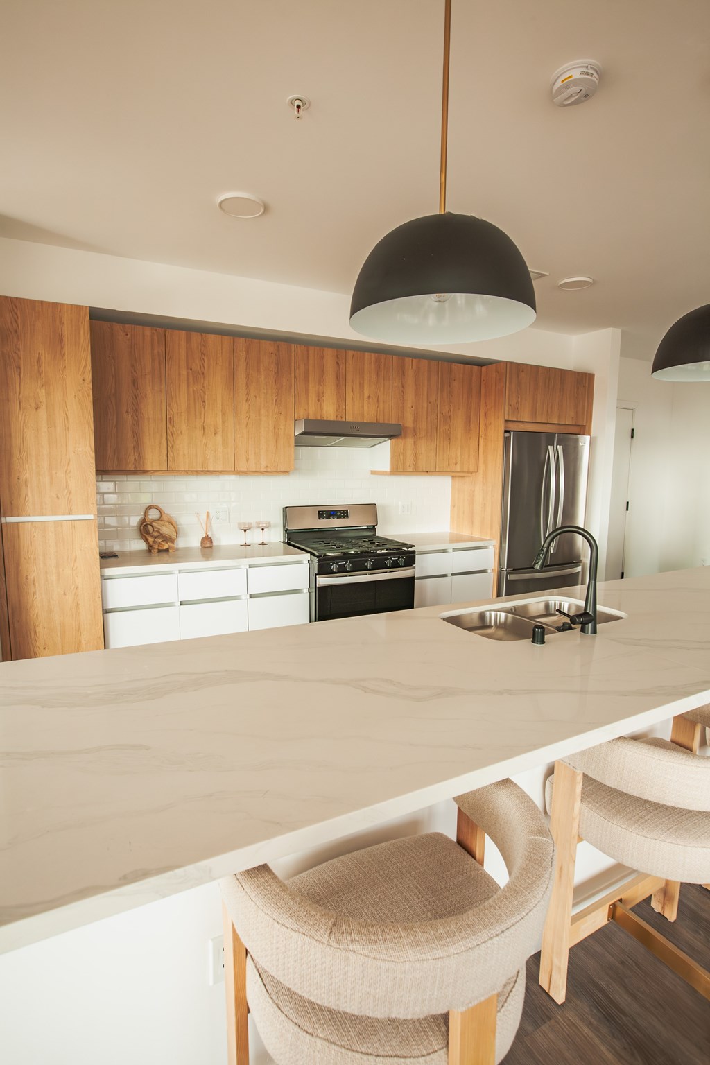 Eddy Redondo Residences