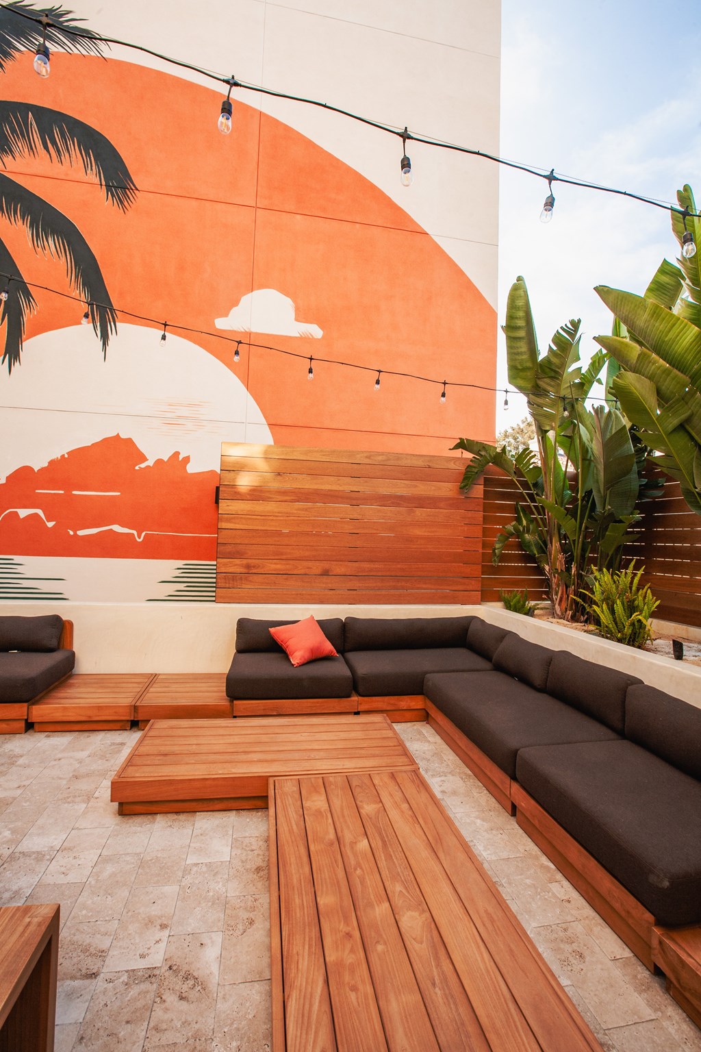 Eddy Redondo Residences