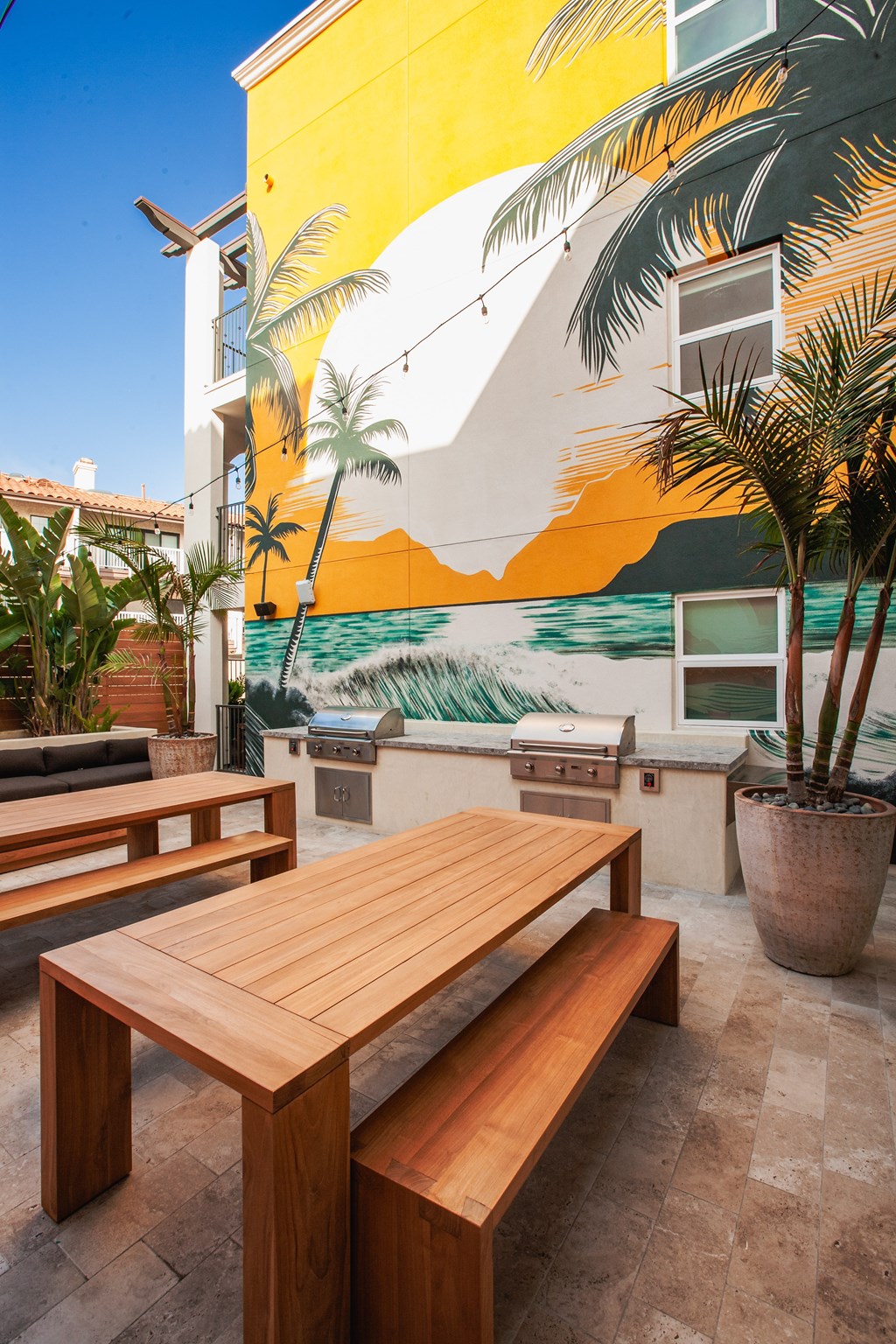 Eddy Redondo Residences