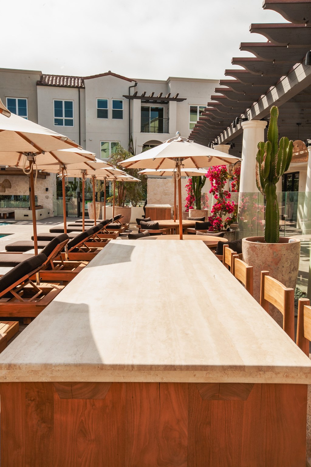 Eddy Redondo Residences