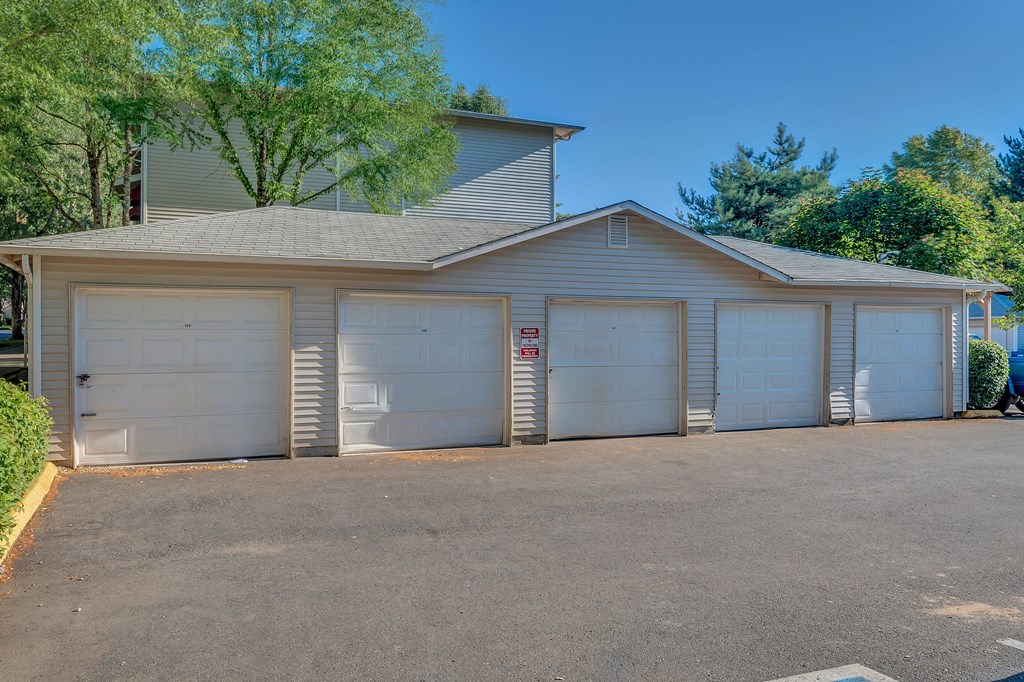Courtside Apartments garage
