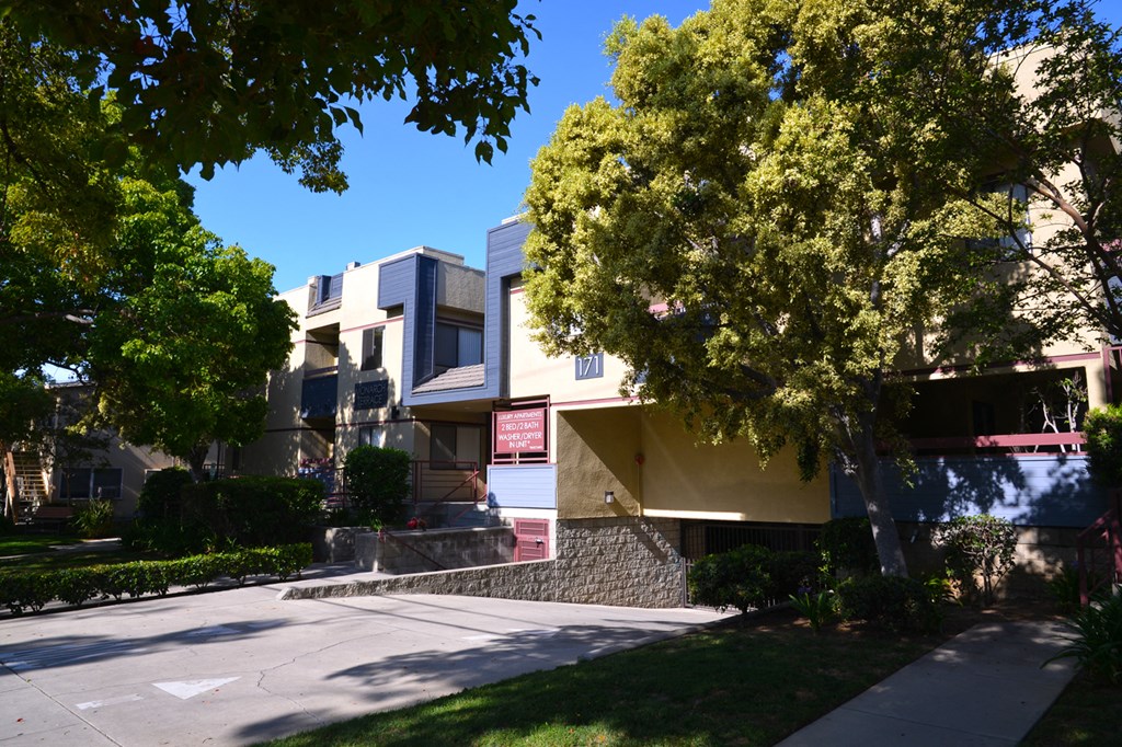 Monarch Terrace exterior building garage