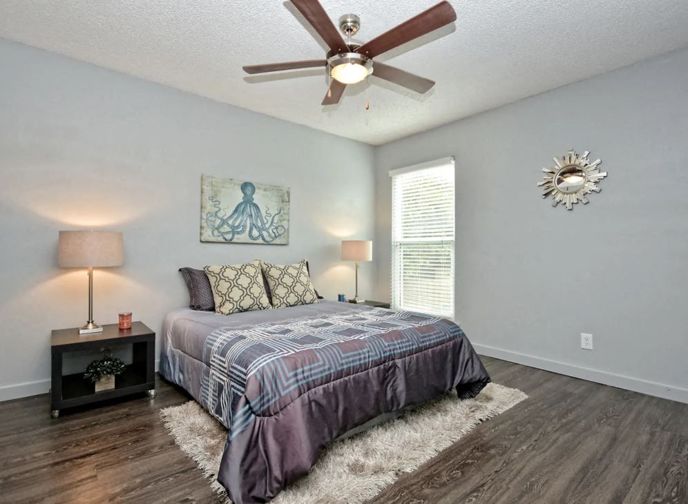 Fashionaire Bedroom with decor