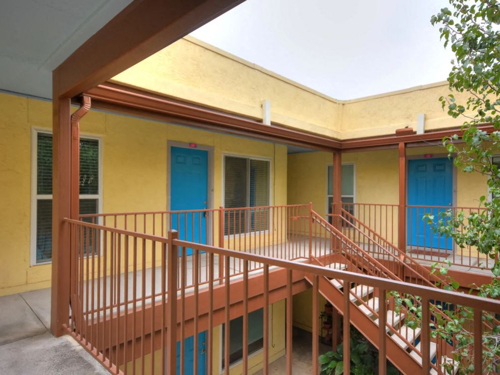 Fashionaire Exterior Halls