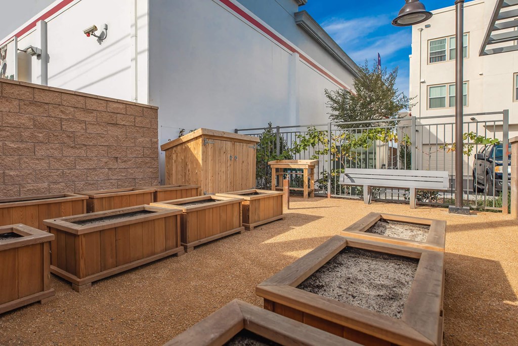 First Street - Garden