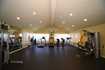 Tierra Del Sol spacious fitness center Tierra Del Sol spacious fitness center - Photo Gallery 4