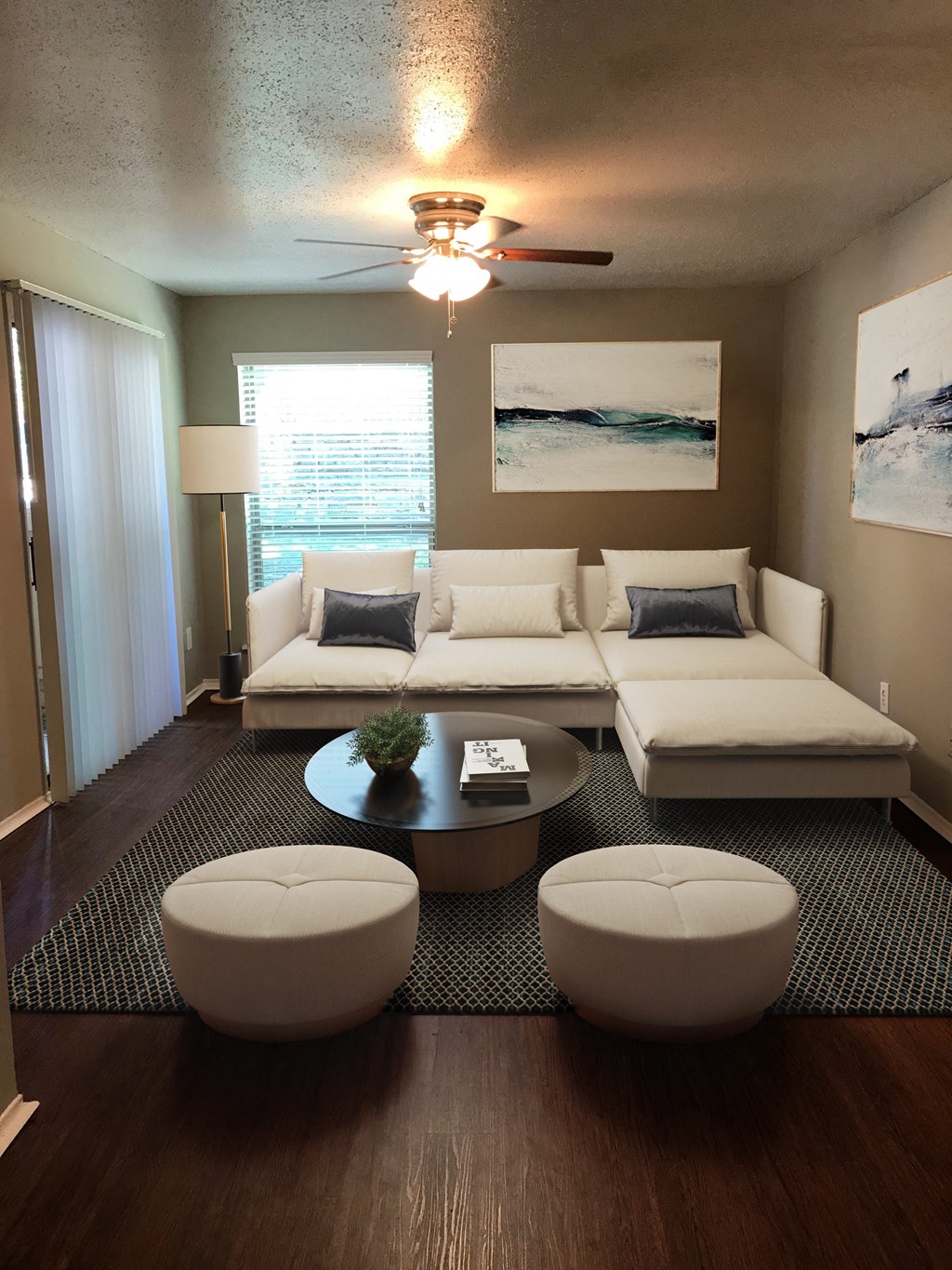 ForestAtDuckCreek_OneBedroom_LivingRoom