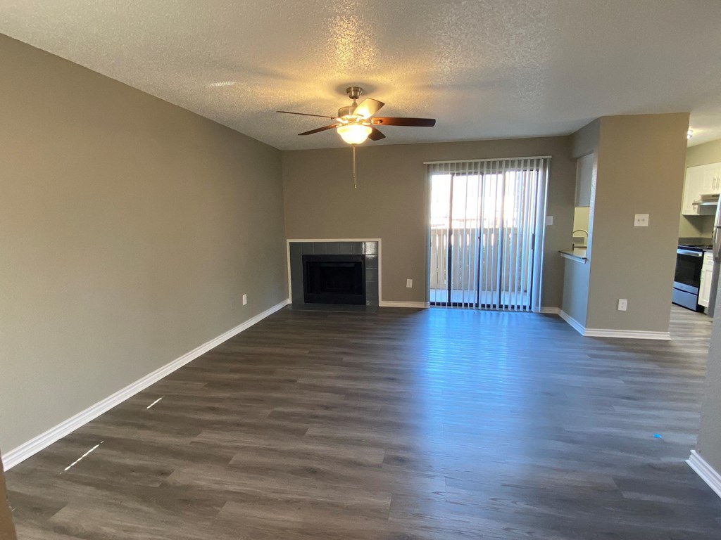 ForestAtDuckCreek_RenoLivingRoom