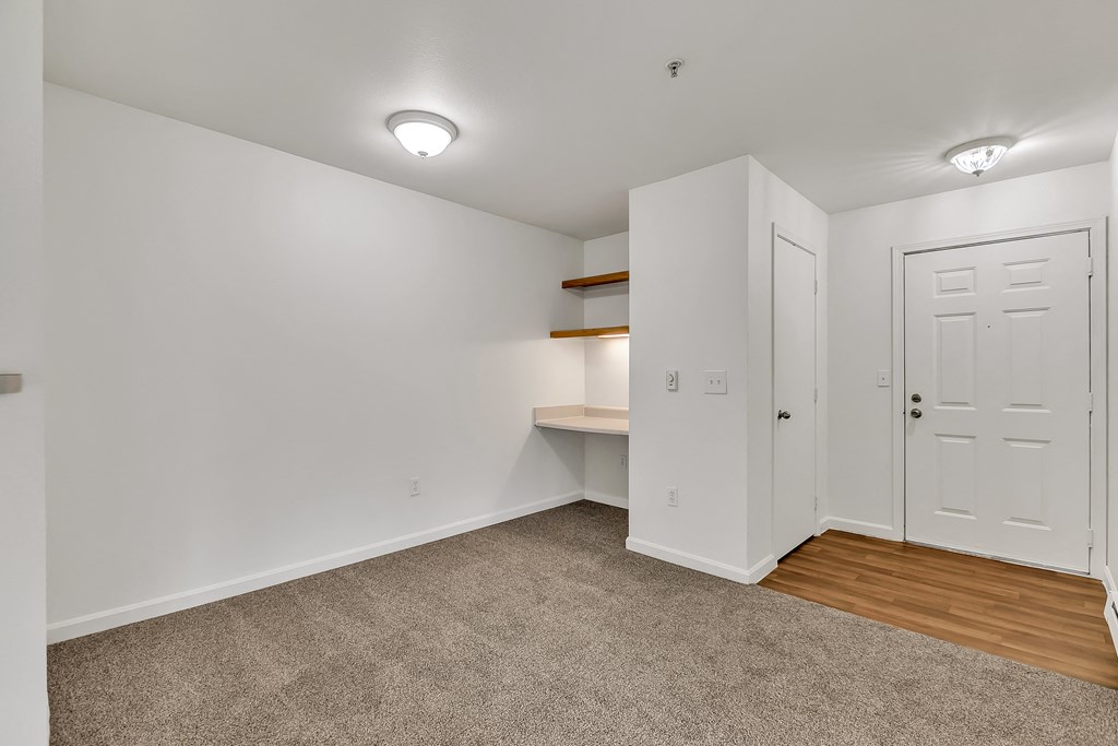 Greens of Merrill Creek living area