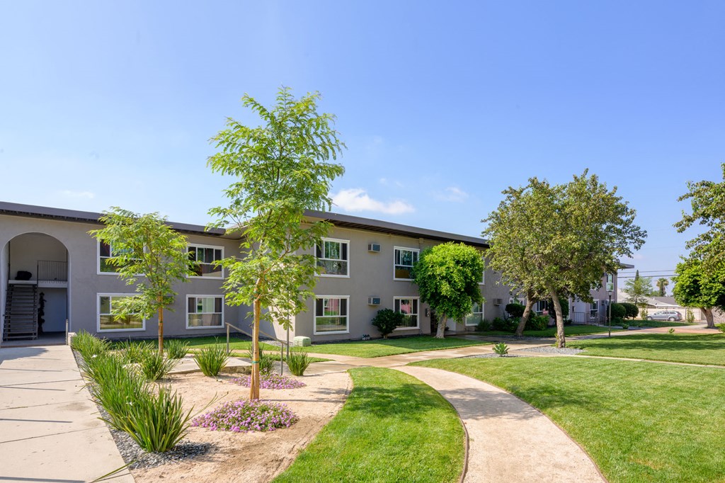HADDON HACIENDA Front of Building with Grass