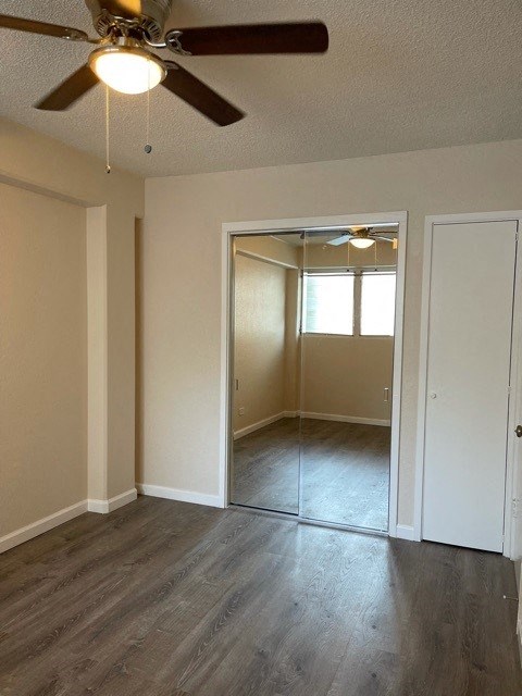 HaleWaiNani_BedroomWithMirroredCloset(4)