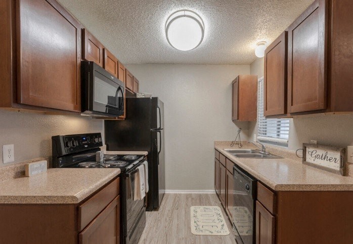 Hampton Court kitchen