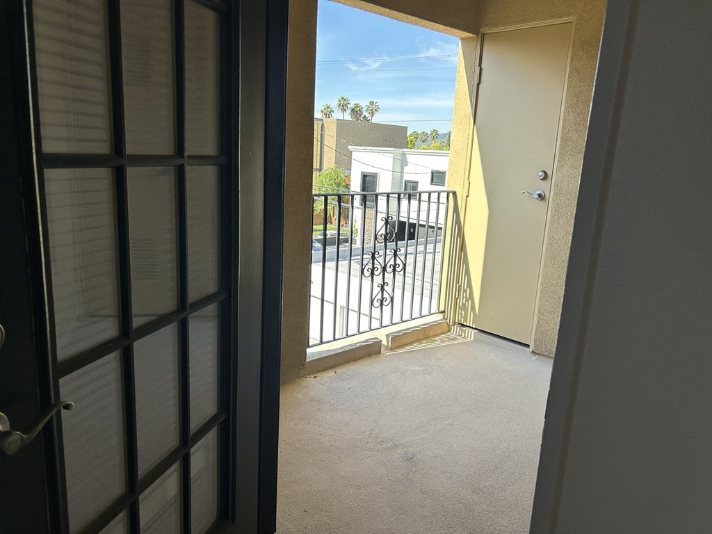 Heritage Park at Glendale balcony view