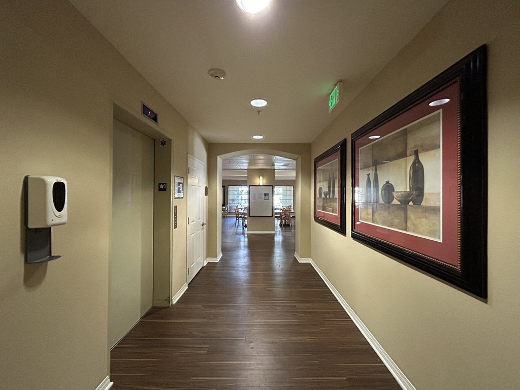 Heritage Park at Glendale elevator