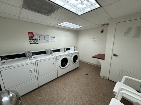 Heritage Park at Glendale laundry facility